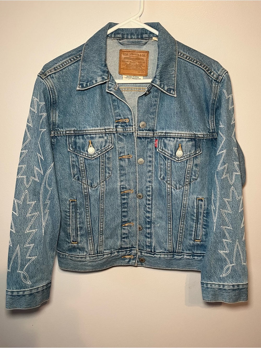 Oversized LEVIS jeans Jacket with flames on sleeves - XS